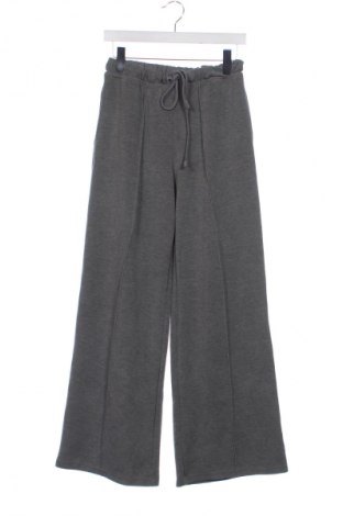 Damenhose Stradivarius, Größe XXS, Farbe Grau, Preis 12,99 €