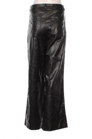 Damenhose Stradivarius, Größe M, Farbe Schwarz, Preis € 10,99