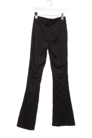 Дамски панталон Stradivarius, Размер XS, Цвят Черен, Цена 16,99 лв.