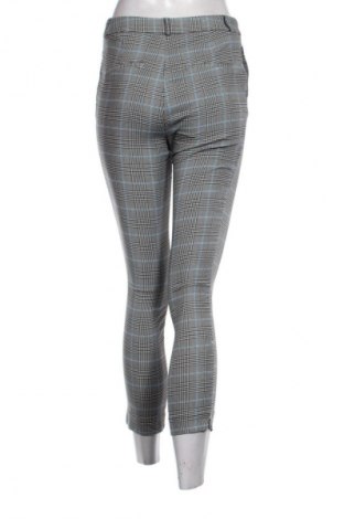 Γυναικείο παντελόνι Stradivarius, Μέγεθος M, Χρώμα Πολύχρωμο, Τιμή 14,83 €