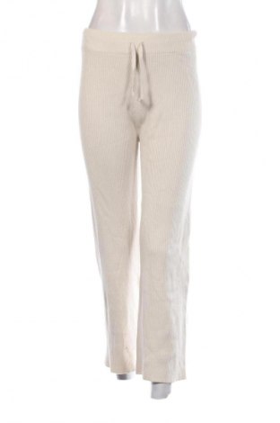 Damenhose Stradivarius, Größe M, Farbe Beige, Preis 21,99 €