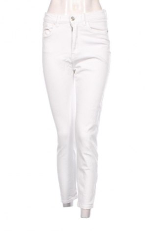 Dámské kalhoty  Stradivarius, Velikost S, Barva Bílá, Cena  369,00 Kč