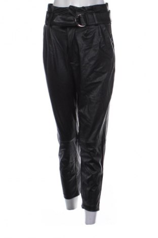 Damenhose Stradivarius, Größe S, Farbe Schwarz, Preis 17,99 €
