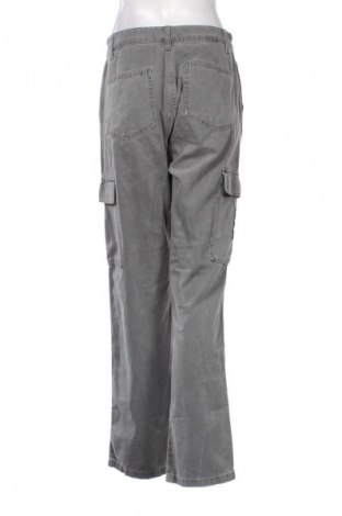 Dámské kalhoty  Stradivarius, Velikost M, Barva Šedá, Cena  259,00 Kč