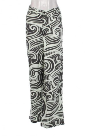Дамски панталон Endless Nights, Размер L, Цвят Многоцветен, Цена 37,99 лв.