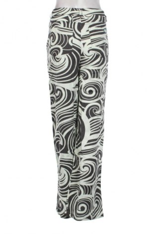Дамски панталон Endless Nights, Размер L, Цвят Многоцветен, Цена 37,99 лв.