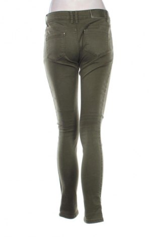 Дамски панталон Unbranded, Размер M, Цвят Зелен, Цена 29,00 лв.