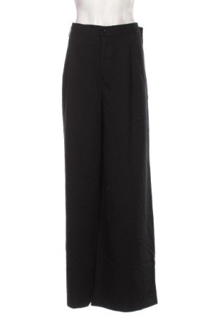 Pantaloni de femei Urban Classics, Mărime 3XL, Culoare Negru, Preț 243,99 Lei