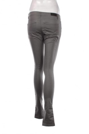 Pantaloni de femei Vero Moda, Mărime M, Culoare Gri, Preț 37,99 Lei