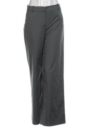 Damenhose Weekday, Größe M, Farbe Grün, Preis 12,99 €