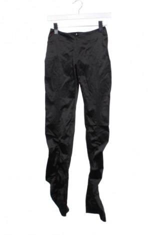 Дамски панталон Weekday, Размер XS, Цвят Черен, Цена 93,99 лв.