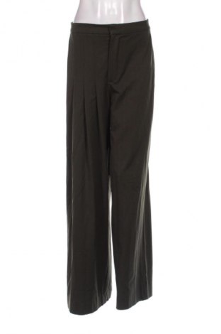 Pantaloni de femei Zara, Mărime S, Culoare Verde, Preț 71,00 Lei