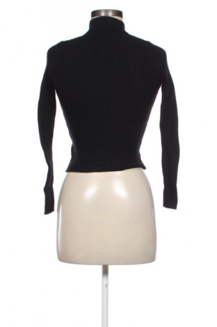 Дамски пуловер Bershka, Размер XS, Цвят Черен, Цена 29,33 лв.