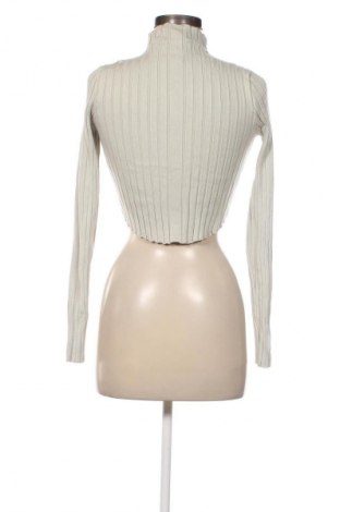 Damenpullover Bershka, Größe M, Farbe Grün, Preis 12,99 €