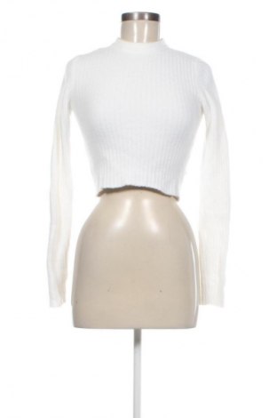 Дамски пуловер Bershka, Размер S, Цвят Бял, Цена 23,99 лв.