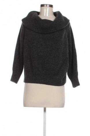 Dámský svetr H&M, Velikost M, Barva Šedá, Cena  255,00 Kč