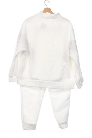 Дамски спортен екип Unbranded, Размер XL, Цвят Бял, Цена 62,99 лв.