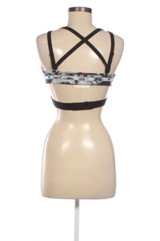 Dámský sportovní top  PUMA, Velikost S, Barva Vícebarevné, Cena  430,00 Kč