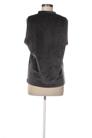 Top de femei Clockhouse, Mărime S, Culoare Gri, Preț 49,99 Lei