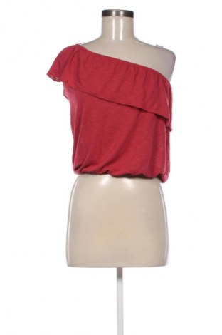Top de femei Reserved, Mărime XS, Culoare Roșu, Preț 76,99 Lei
