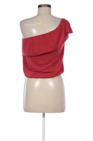 Top de femei Reserved, Mărime XS, Culoare Roșu, Preț 76,99 Lei