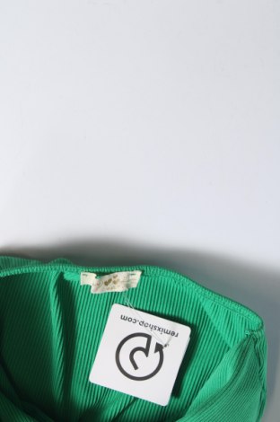 Дамски топ Unbranded, Размер S, Цвят Зелен, Цена 29,33 лв.