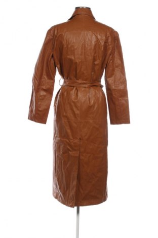 Дамско кожено палто Zara, Размер XS, Цвят Кафяв, Цена 172,04 лв.