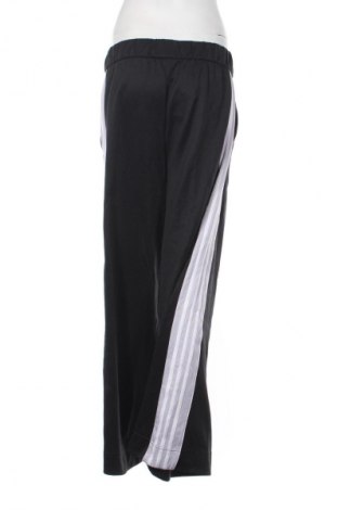 Dámske tepláky Adidas, Veľkosť L, Farba Čierna, Cena  56,95 €