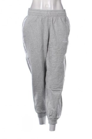 Dámské tepláky Adidas, Velikost M, Barva Šedá, Cena  619,00 Kč