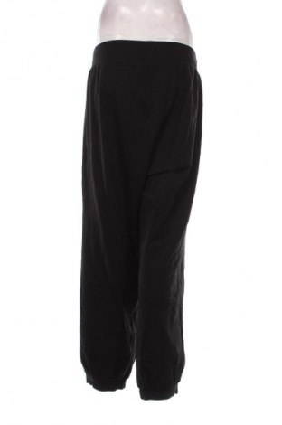 Pantaloni trening de femei Bpc Bonprix Collection, Mărime 5XL, Culoare Negru, Preț 79,99 Lei