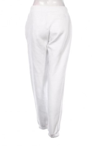 Női sport nadrág Guess, Méret M, Szín Fehér, Ár 35 839 Ft