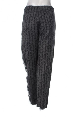 Дамско спортно долнище Lacoste, Размер XXL, Цвят Многоцветен, Цена 68,99 лв.