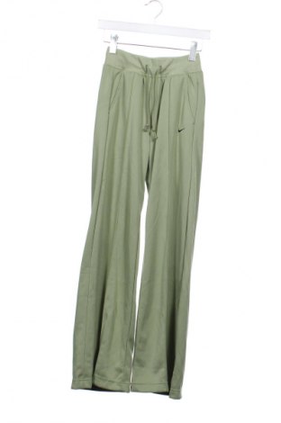 Dámske tepláky Nike, Veľkosť XS, Farba Zelená, Cena  45,95 €