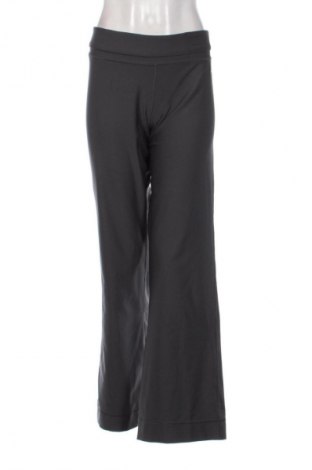 Дамско спортно долнище Nike, Размер L, Цвят Сив, Цена 46,99 лв.