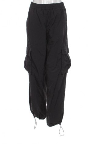 Γυναικείο αθλητικό παντελόνι ONLY, Μέγεθος M, Χρώμα Μαύρο, Τιμή 10,23 €