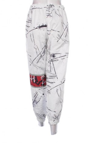 Дамско спортно долнище SHEIN, Размер M, Цвят Многоцветен, Цена 29,00 лв.