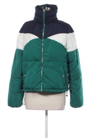 Дамско яке Bershka, Размер S, Цвят Многоцветен, Цена 43,99 лв.