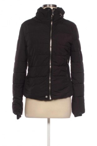 Kurtka damska Bershka, Rozmiar M, Kolor Czarny, Cena 120,99 zł