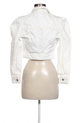 Γυναικείο μπουφάν Bershka, Μέγεθος XS, Χρώμα Λευκό, Τιμή 20,00 €