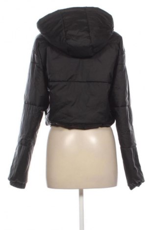 Dámska bunda  Ellesse, Veľkosť XS, Farba Čierna, Cena  99,95 €