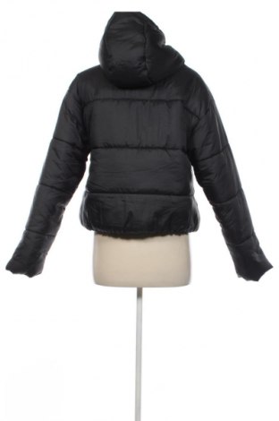 Geacă de femei Nike, Mărime M, Culoare Negru, Preț 839,99 Lei