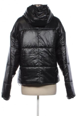 Dámska bunda  Nike, Veľkosť S, Farba Čierna, Cena  163,95 €