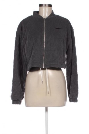 Дамско яке Nike, Размер S, Цвят Сив, Цена 82,00 лв.
