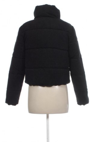 Дамско яке ONLY, Размер S, Цвят Черен, Цена 93,99 лв.