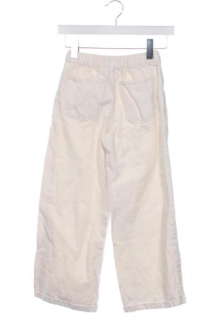 Kinderjeans Zara, Größe 7-8y/ 128-134 cm, Farbe Ecru, Preis € 8,99