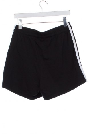 Детски къс панталон Adidas, Размер 13-14y/ 164-168 см, Цвят Черен, Цена 49,99 лв.