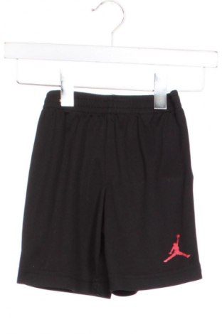 Detské krátke nohavice  Air Jordan Nike, Veľkosť 4-5y/ 110-116 cm, Farba Čierna, Cena  18,95 €