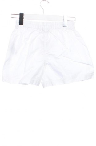 Детски къс панталон LC Waikiki, Размер 8-9y/ 134-140 см, Цвят Бял, Цена 10,99 лв.