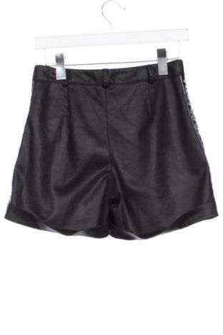 Детски къс панталон Unbranded, Размер 12-13y/ 158-164 см, Цвят Черен, Цена 10,99 лв.