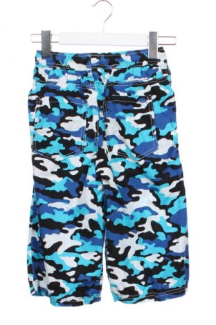 Детски къс панталон Y.F.K., Размер 12-13y/ 158-164 см, Цвят Многоцветен, Цена 13,99 лв.